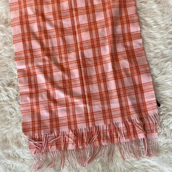 Urban Outfitters Plaid Blanket Scarf - Picture 2 of 7